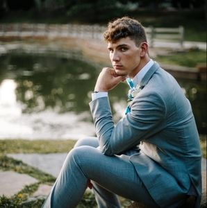 Meet your Posher, Cade